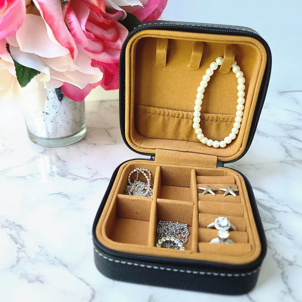 Standing Dancer Silhouette & Name Travel Jewelry Box - ILYB Designs