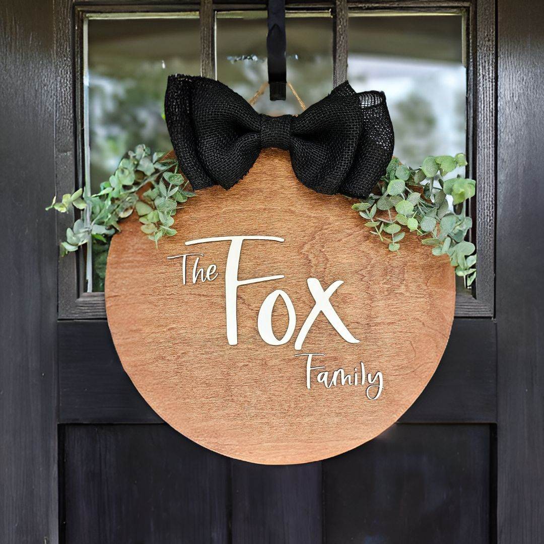 Personalized Family Name Round Sign | Door Hanger - ILYB Designs