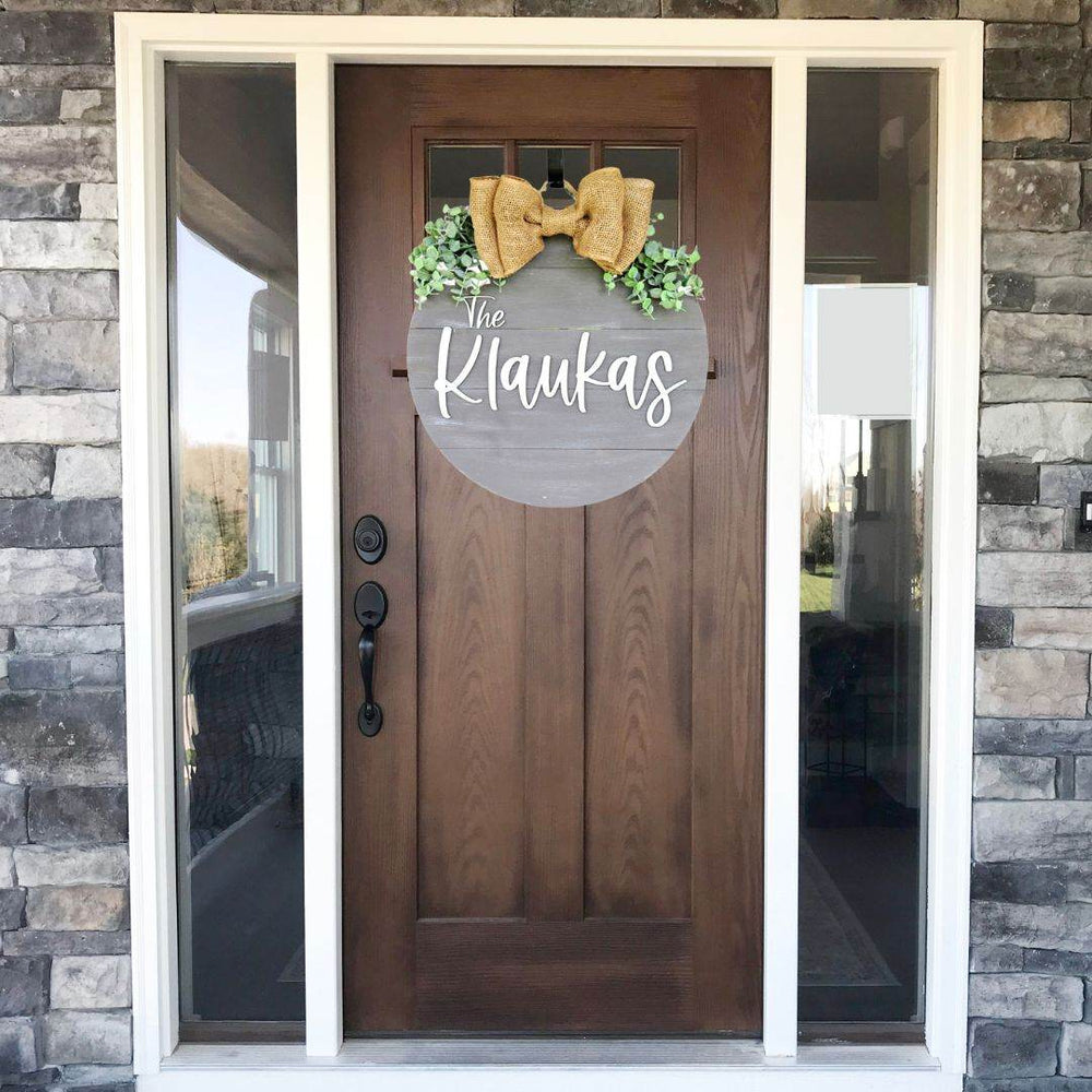 Personalized Family Name Round Shiplap Sign | Door Hanger - ILYB Designs