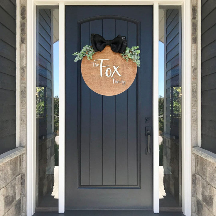 Personalized Family Name Round Sign | Door Hanger