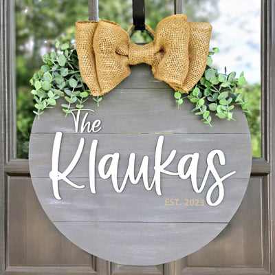 Personalized Family Name Round Shiplap Sign | Door Hanger