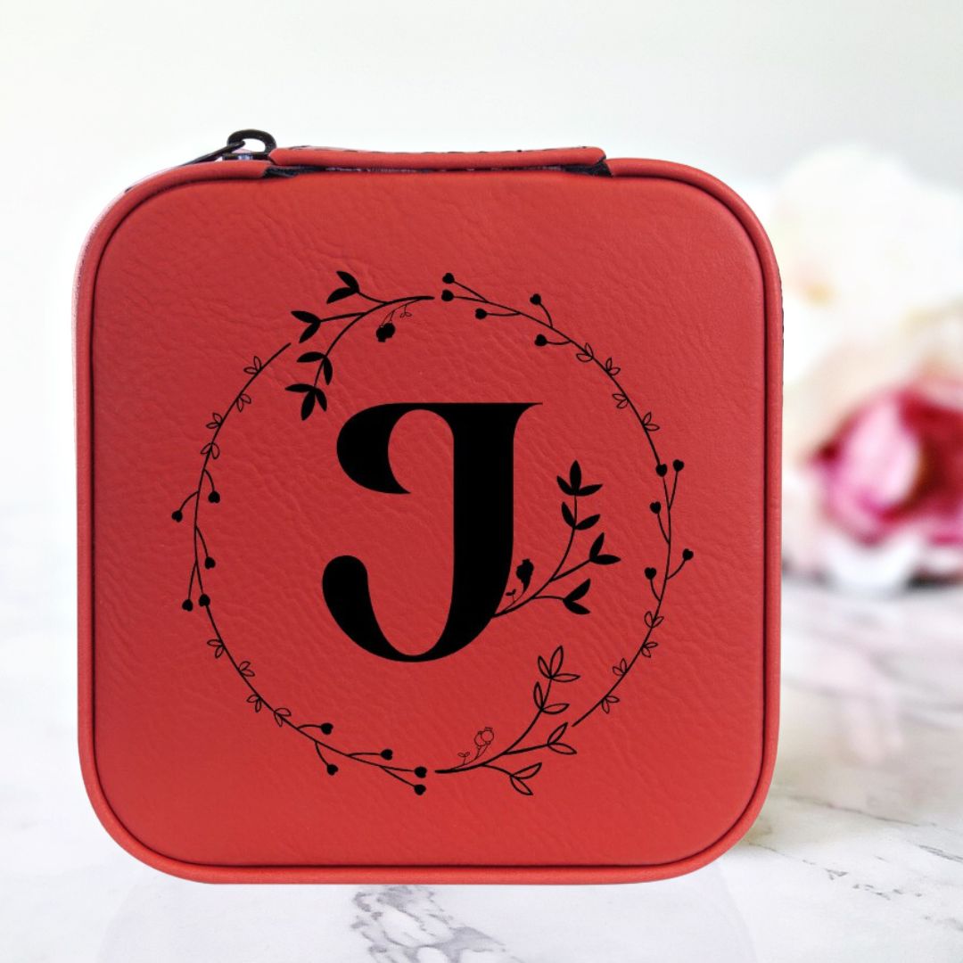 Monogrammed Initial in Floral Circle | Travel Jewelry Box