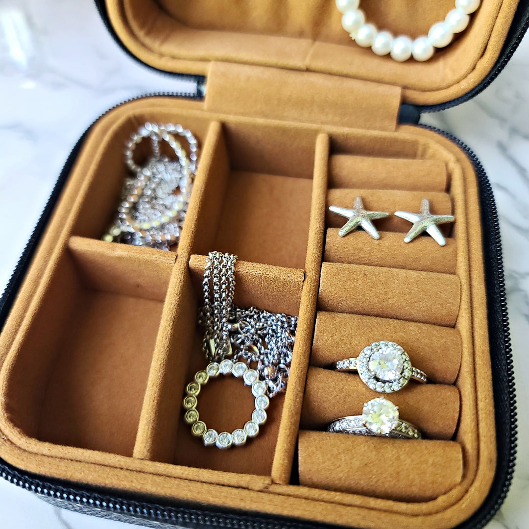 LETTER S ONLY AVAILABLE- Monogrammed Initial in Floral Circle | Travel Jewelry Box