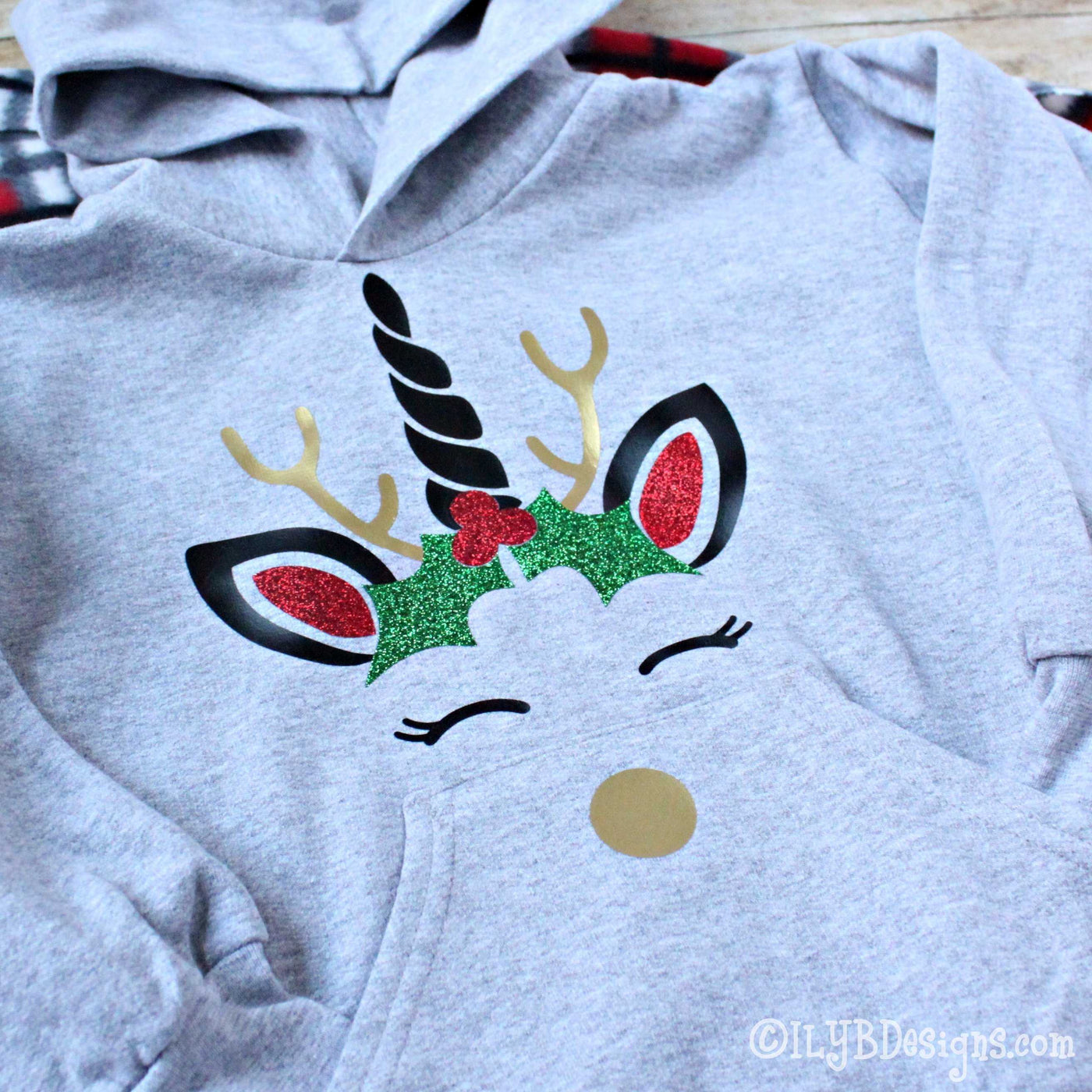 CHRISTMAS UNICORN Children's Hoodie Sweatshirt - CHRISTMAS UNICORN Kids Sweatshirt - ILYB Designs