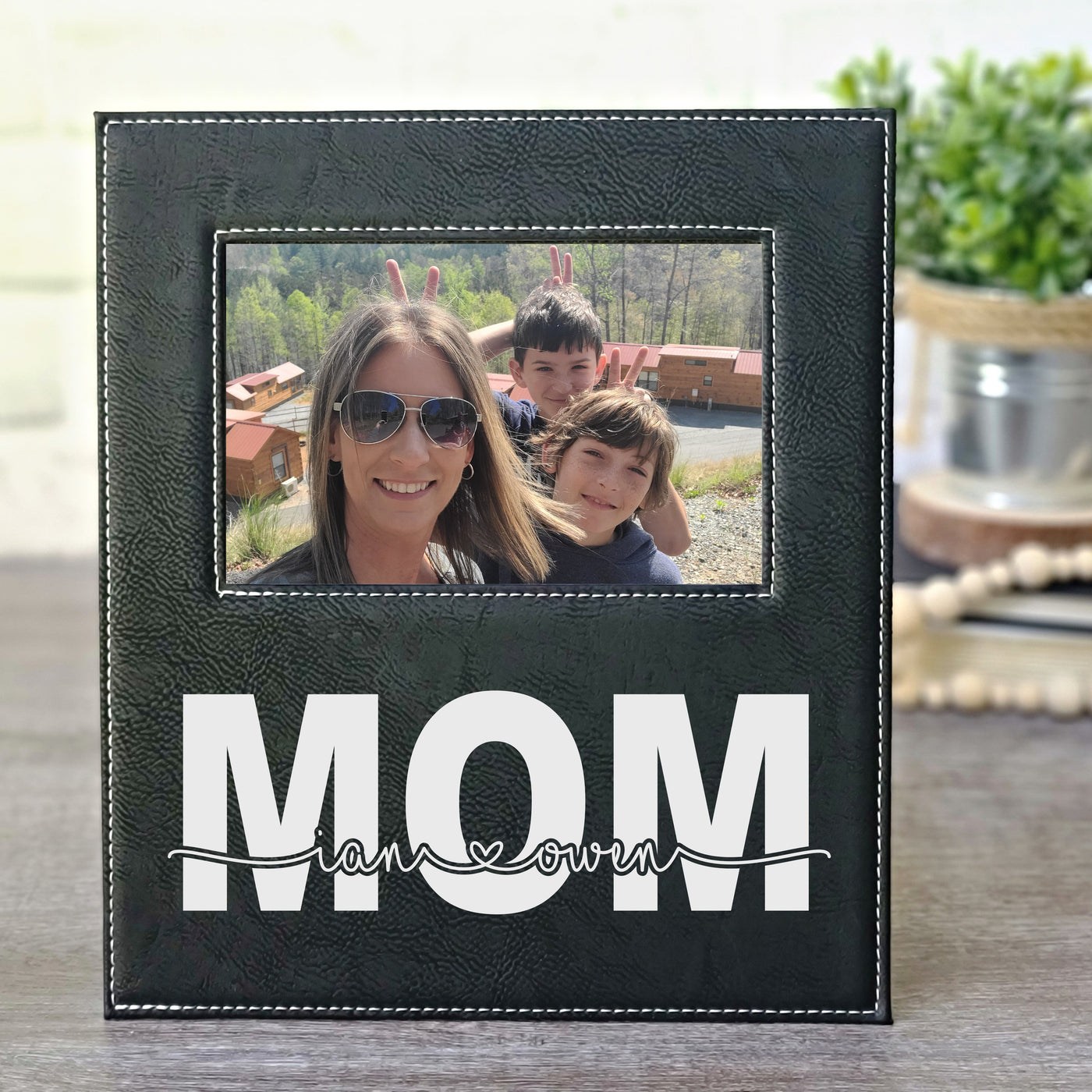 Mom with Kids Names Engraved | Black & Silver Leatherette Picture Frame